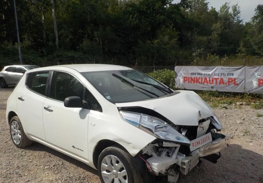 Nissan Leaf I Hatchback 5d Facelifting Elektryczny 109KM 2016