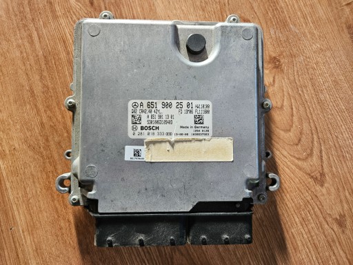 Модуль контроллера двигателя Mercedes GLK A6519002501