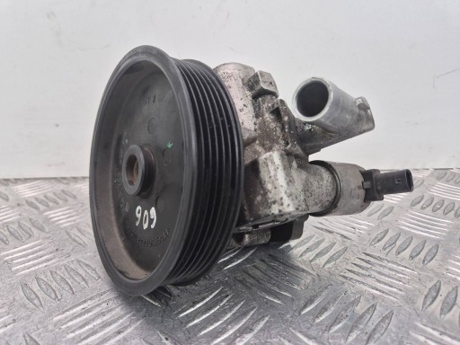 Mercedes E250 CGI W212 servo pump A0064667501