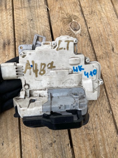 lock door left rear part audi a4 b7 8 pin