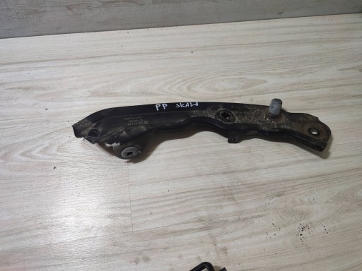 Skoda Scala 2020 front right bracket / holder lights przedniej