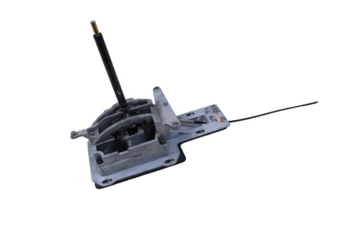 4.6i - Важіль перемикання передач Range ROVER P38 97R.