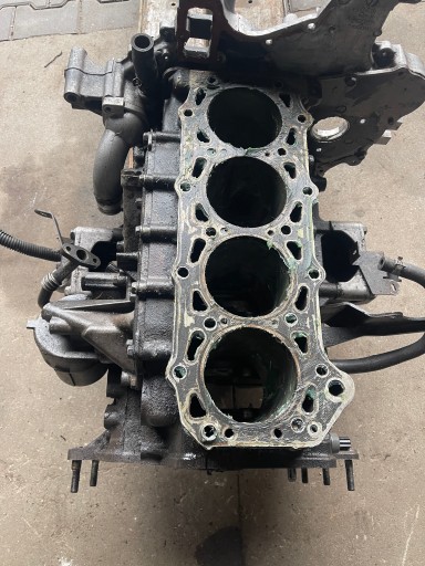 БЛОК ДВИГУНА НИЖНИЙ MASCOT MASCOTT 3.0 DXI DCI 04-07