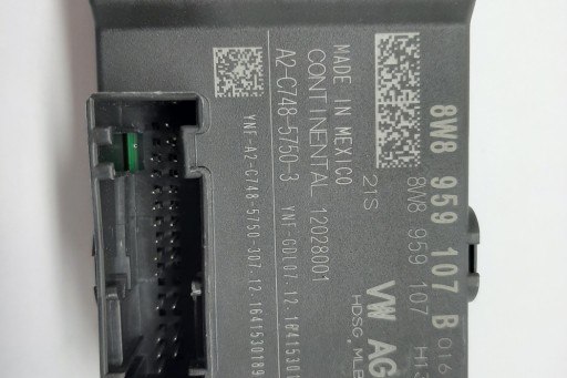 Модуль задней двери audi q5 (fy) 8w8959107b 2.0l дизель 140kw 2018