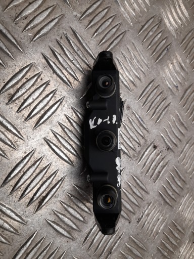 Передня камера tesla model 3 a18105030301 електрична 340kw 2019