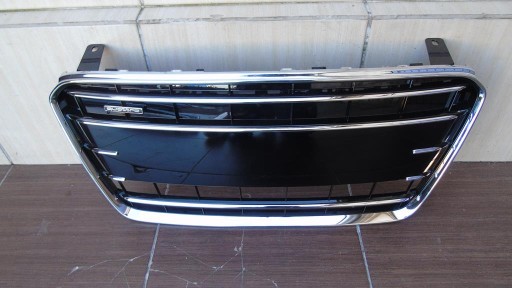 420853651 - Решітка AUDI R8 420 QUATTRO 13-15 OE