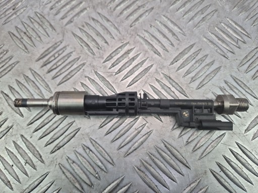 BMW X1 E84 xDrive 20i N20 injector 7597870