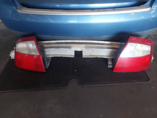 kompletan stražnji dio AUDI A4 B6 LZ5W zadnja hauba gepek prtljažnika branik stražnji dio fara stražnji dio