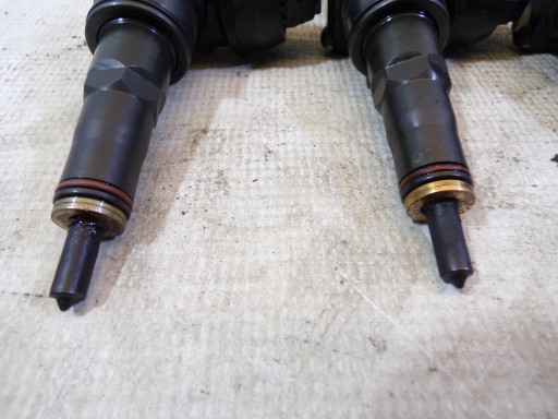 Injecteurs Injecteurs Injecteurs 1.9 TDI 038130073AG (6)