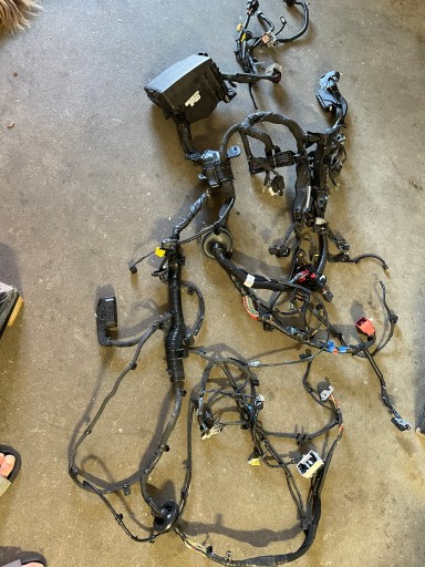 УСТАНОВКА БЛОК ПРЕДОХРАНИТЕЛЕЙ KIA HYUNDAI 91200-C2370