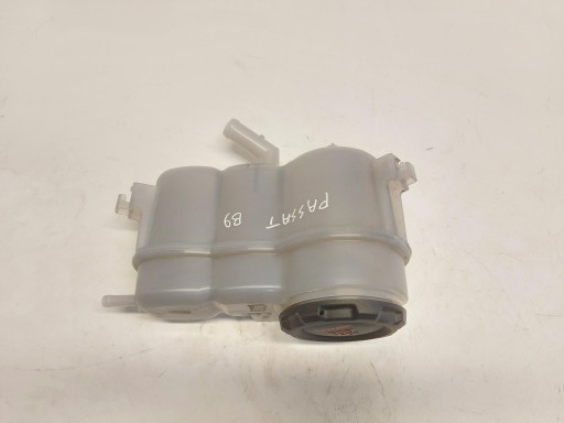 Passat R B9 3J0 2025r Scheibenwaschbehälter des Gasses des Wassers 1.5etsi 3wa121407d