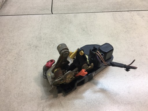 lock door right front VOYAGER IV 4 PIN