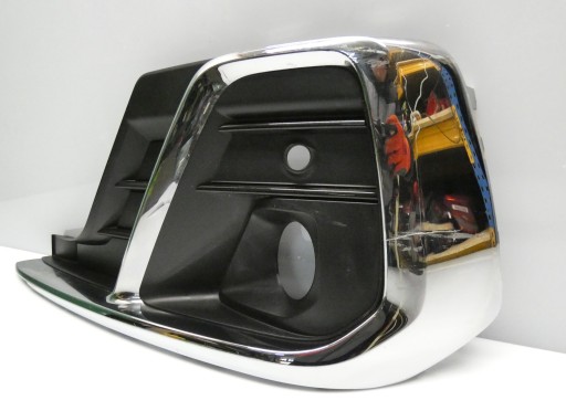 AUDI A8 D5 4N0807681 LIFT 2022- left grid of a bumper front