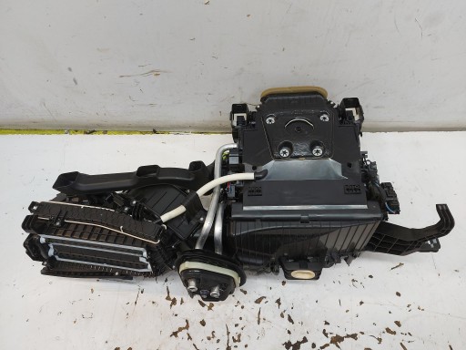 BMW G23 G22 M440i Cabrio heater RHD UK 7949724