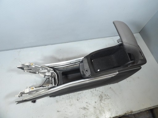 OPEL ZAFIRA C LIFT TUNEL stredný