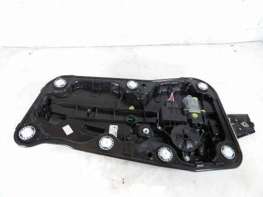 SKODA OCTAVIA IV 1,5 TSI 2023 R mechanism windows door left rear part 5E3839655A