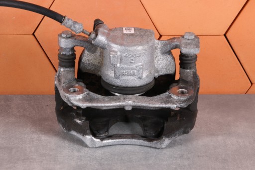 BMW G20 G21 G22 G23 G26 G42 caliper brake left front 54/24/307 6860265