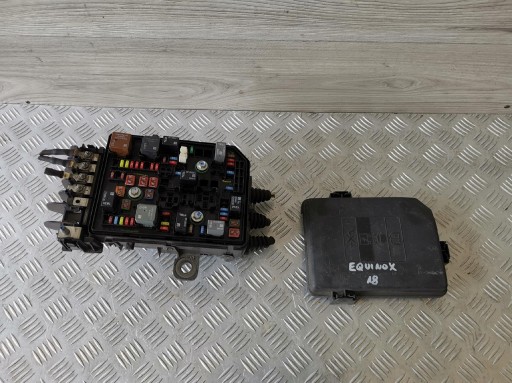 Equinox iii 18 сша блок предохранителей 2.0t 23246680