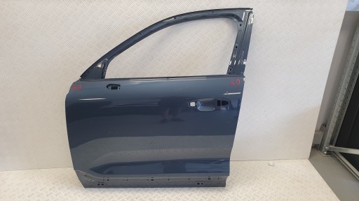 Volvo xc40 левая передняя дверь