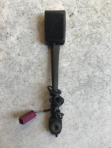 ZAPINKA öv, szíj rechts vorne FOCUS MK3 BM51-61208-ABW