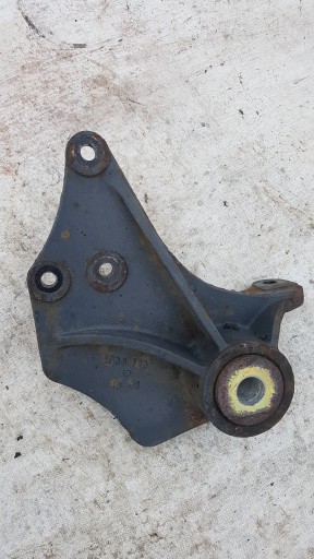 КРОНШТЕЙН КРЕПЛЕНИЕ РЕССОРЫ ПРАВОЕ DAF 55 LF 19,5