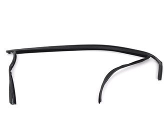 8V41-S21510-AD - ПРОКЛАДКА РАМЫ ПРАВОЙ ДВЕРИ ПЕРЕДНЯЯ KUGA 2008