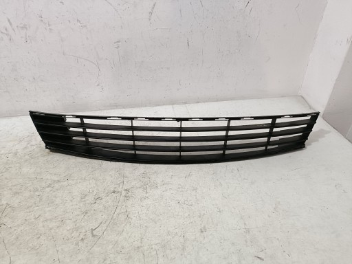 RENAULT CLIO 3 III grid of a bumper central lower 01040185007
