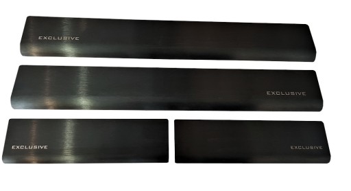 Накладки на пороги Toyota Corolla Cross и 2022+