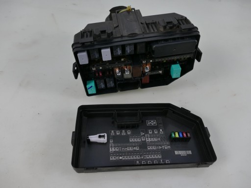 T1TE010 - Предохранители модуля блока предохранителей honda cr-v iv crv 1.6 i-dtec