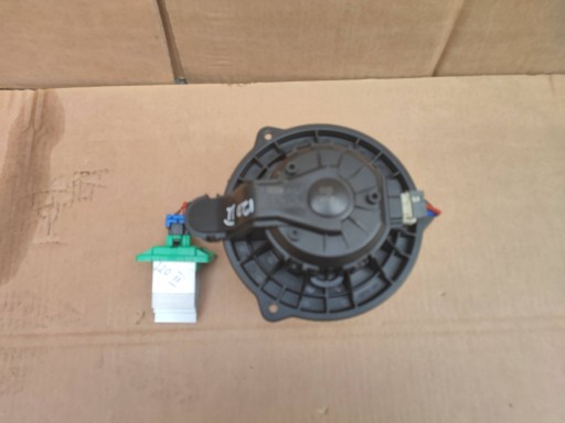 HYUNDAI I20 II Ventilateur Bouches buses Réchauffement F00S3B2542