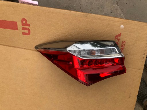 81560-02A80 - TOYOTA COROLLA E16 LIFT E18 лівий світлодіод оригінал