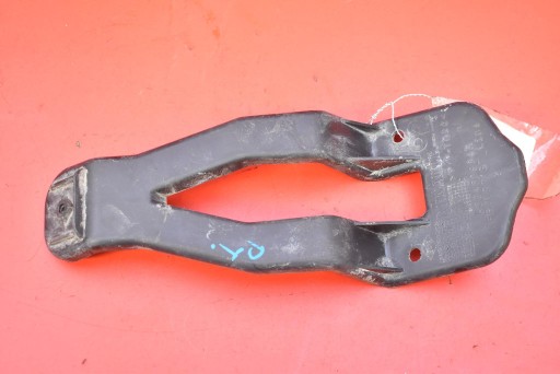 držák nárazníku pravý záď 850462964R RENAULT MEGANE 4 IV KOMBI 16-20