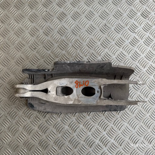 Querlenker hinten AUDI A4 B9 8W0 LIFT