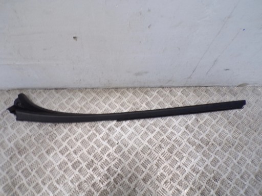 727618104R - ПАНЕЛЬ ЛОБОВОГО СТЕКЛА ЛЕВАЯ RENAULT TRAFIC III IV 4