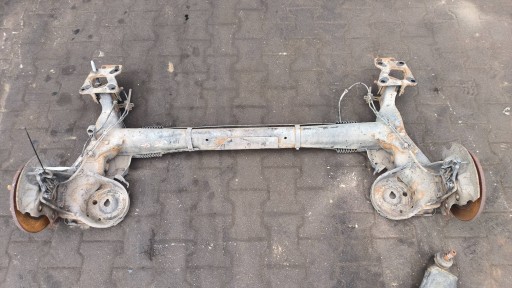 träger / Achsträger heck PEUGEOT PARTNER II