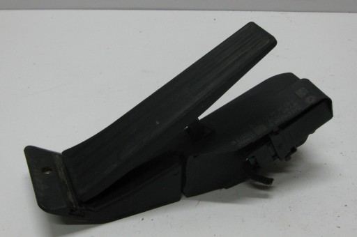 BMW E87 08R 1,6 Gaspedal potentiometer 6786589