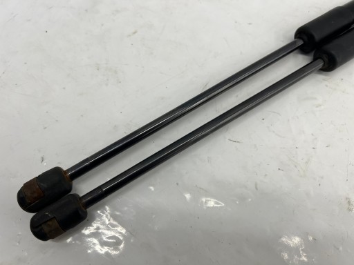 AUDI A6 C6 SILOWNIKI bonnet KOMBI 4F9827552H