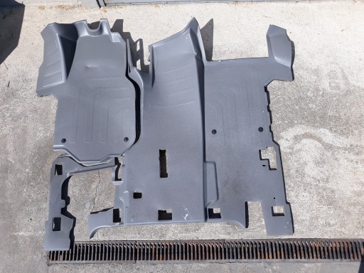 КОВРОВОЕ ПОКРЫТИЕ EUROPA CRAFTER II MAN TGE