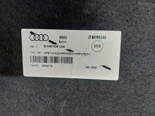 Audi A1 82A side upholstery boot right