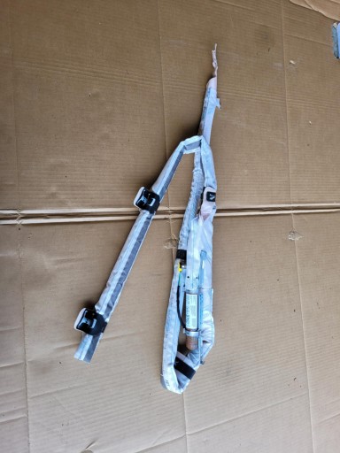 2014 - Шторка ліва audi q3 8u 8u0880741d