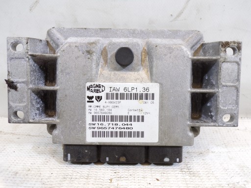computer control unit of the engine CITROEN 2.0 9657476480 IAW6LP1.36