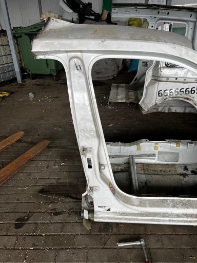 ПЕРЕДНИЙ ПРАВЫЙ ПОРОГ СТОЙКИ SKODA FABIA III 14-