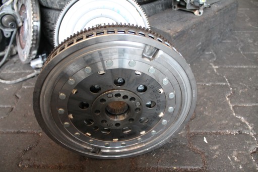 2002. wheel flywheel MERCEDES A6540301101