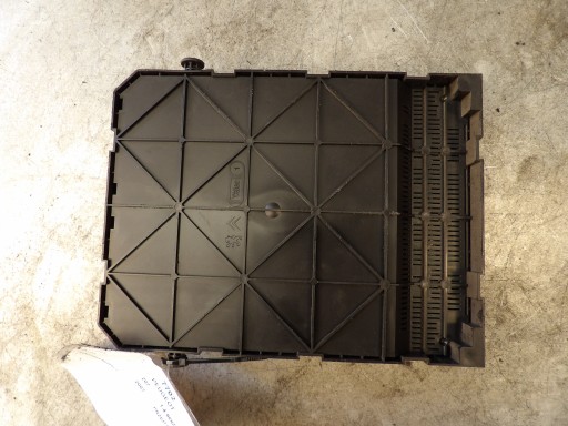 Peugeot 207 compartment of fuses 9659285380