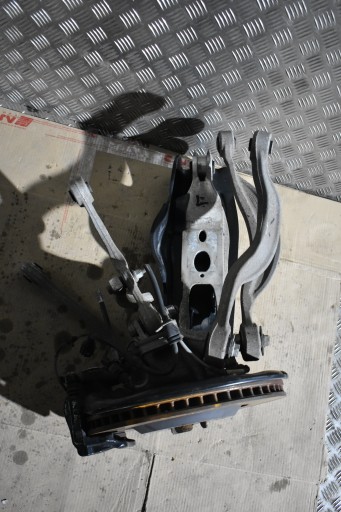 IDEALNE sususpension rear part rear. left BENTLEY BENTAYGA 4M0505431AG 1