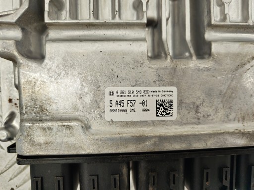 BMW 1 F40 M135i computer control unit of the engine ECU 5A45F57