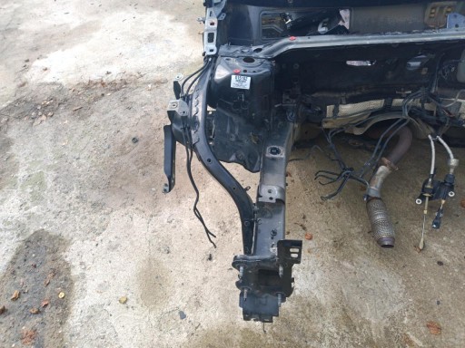 01 - FOCUS MK4 JJ ЧВЕРТЬ ПРАВА РАМА