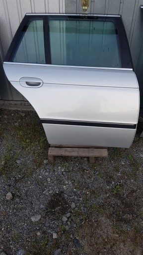 BMW 5 E39 Tür rechts heck KOMBI TOURING TITANSILBER