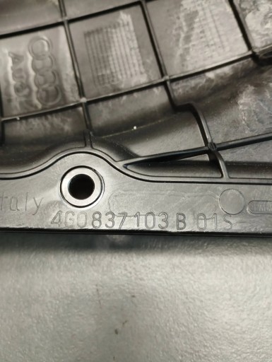 Audi A6 C7 4G RÁM repráku 4G0837103B