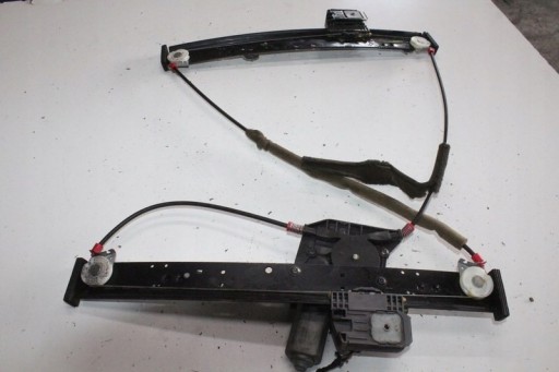 MN105730 - Colt 07 vi cz cc склопідйомник правий перед